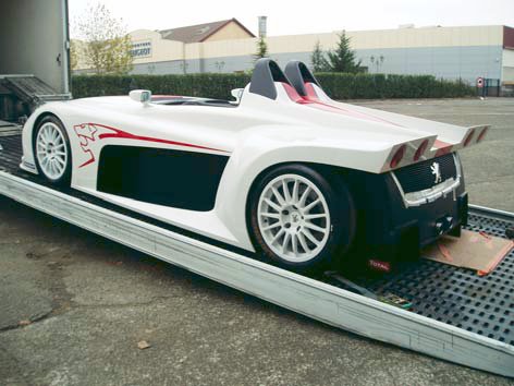 http://www.forum-peugeot.com/Forum/mesimages/21319/MuseeSpider 207.jpg